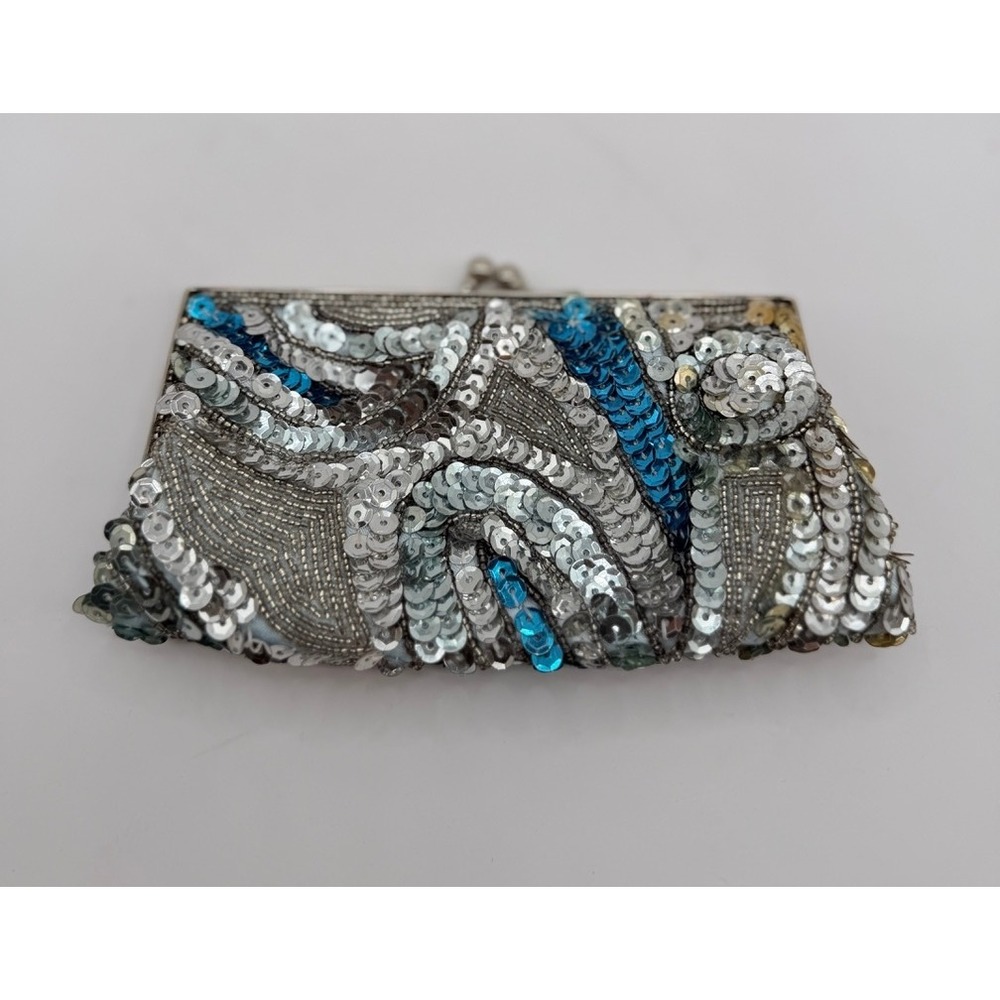 Unbranded Vintage Sequin Beaded Clutch Kiss Lock Small Silver Blue Good